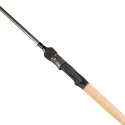 Daiwa Luvias Spin (haspel) 9\'3\'\' 8-32G
